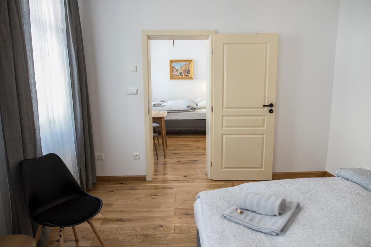 Penzion Stastny Medved Znojmo Ngoại thất bức ảnh